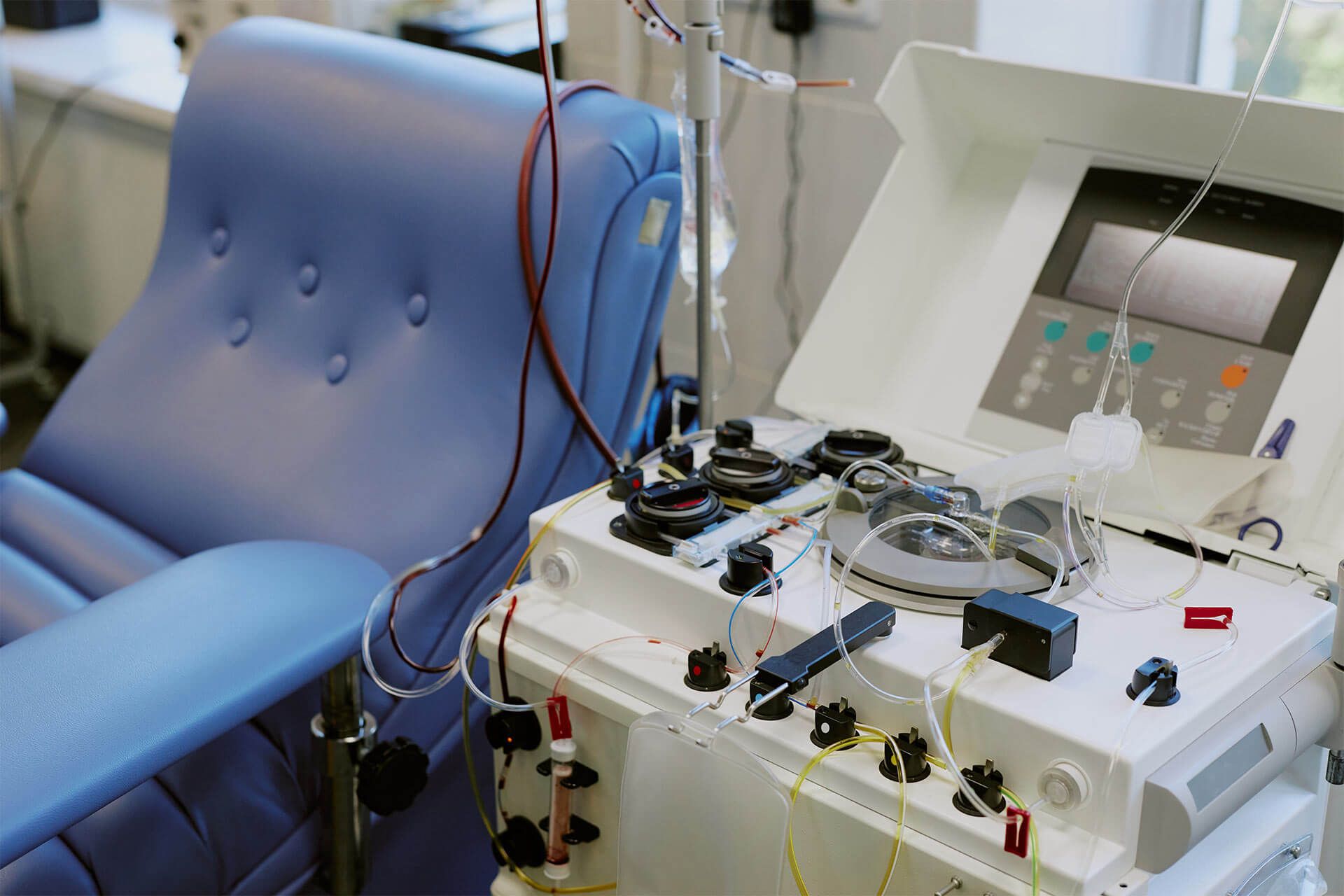 Hemodialysis machine and medical treatment chair in a clinical setting