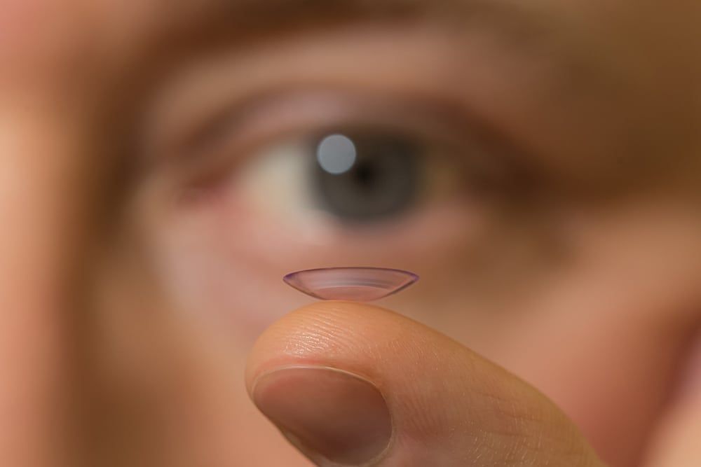 CRT (Corneal Refractive Therapy)