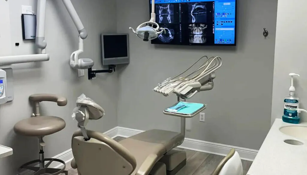 Hugh B Rosenblatt, DMD, FAGD, FICOI Dental Clinic