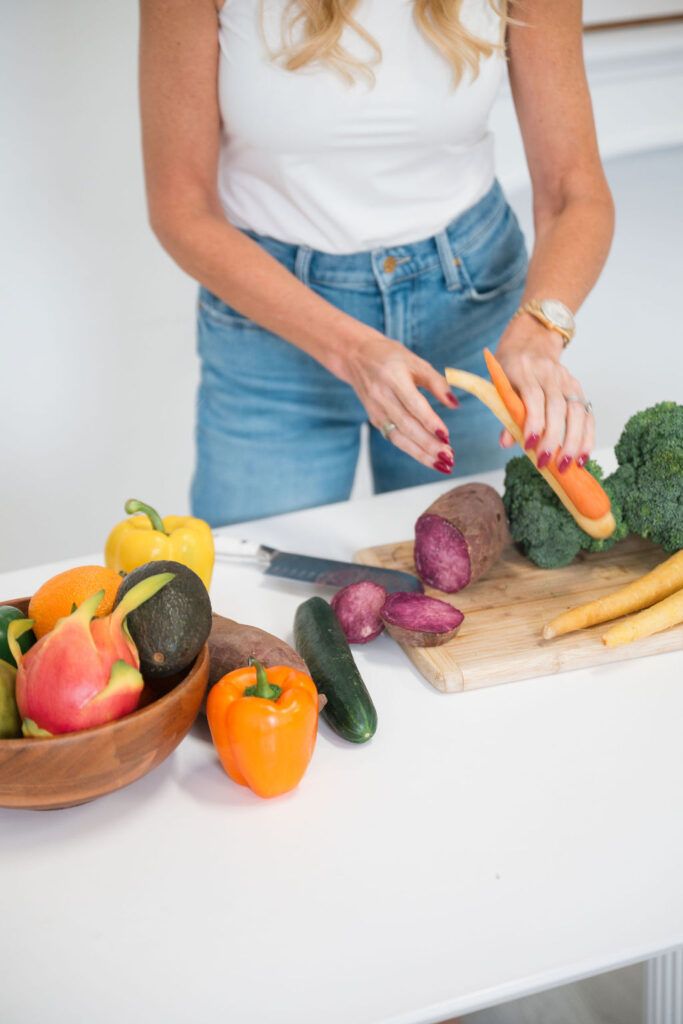 Amber Braithwaite, APRN Cutting vegetables