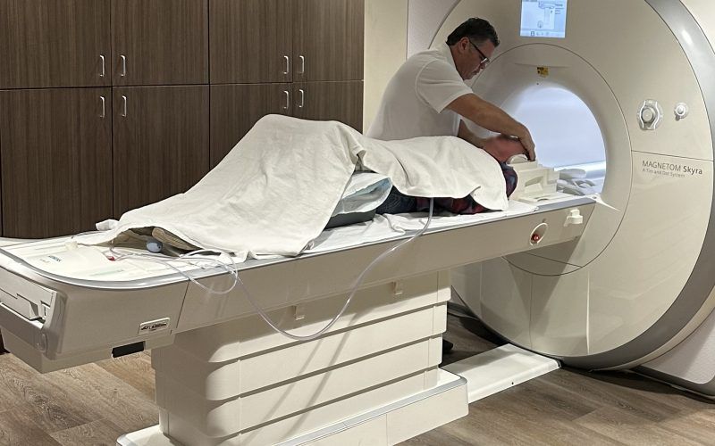 Magnetic Resonance Imaging (MRI)