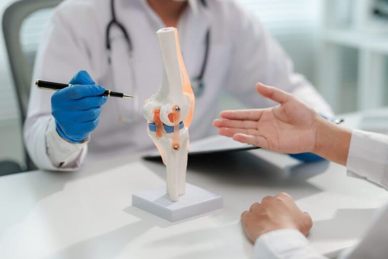Discussion between doctor and patient on knee pain treatment.
